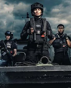 一触即发第四季(2026),主演:珍妮·达内尔、薇琪·麦克卢尔、马努夫·提亚拉、克里斯·雷利、克里斯托弗·哈瑟罗尔、凯莉·里安·桑松、Eric Shango、娜塔莉辛普森、珀西·斯特玲 高清海报